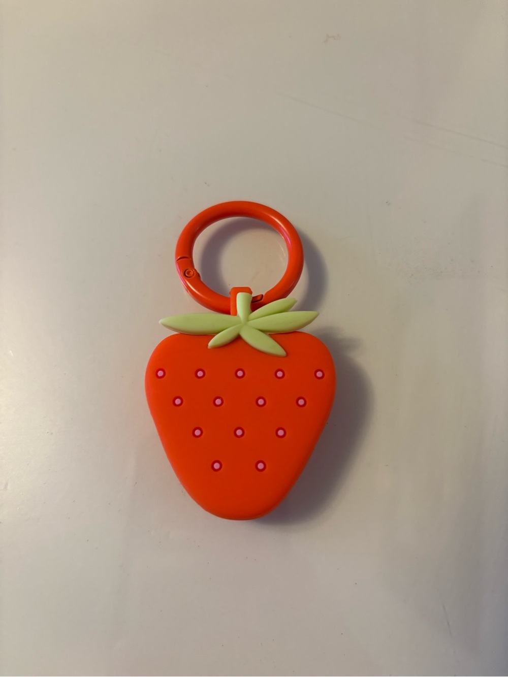 heyday strawberry airtag keychain